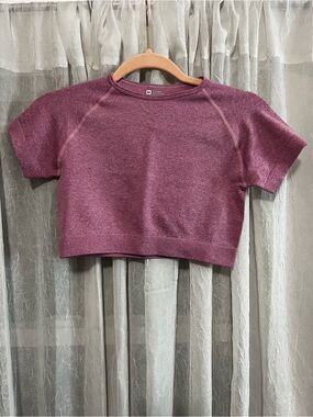 Women's Cropped Short Sleeve Sweatshirt - Mauve